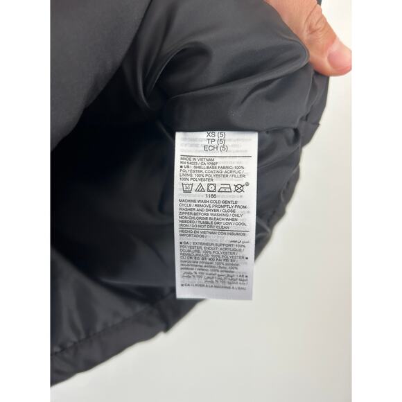 Old Navy Boy's XS 5 Black Puffer Vest - Picture 3 of 4